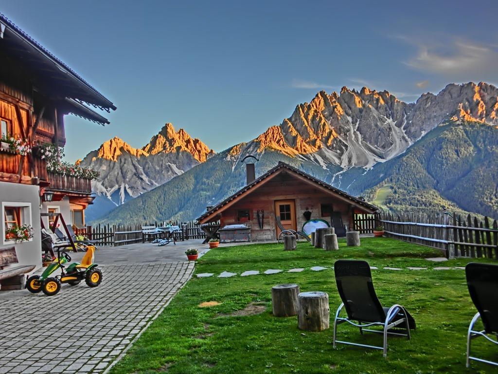 Glinzhof Mountain Natur Resort Agriturismo San Candido Kültér fotó
