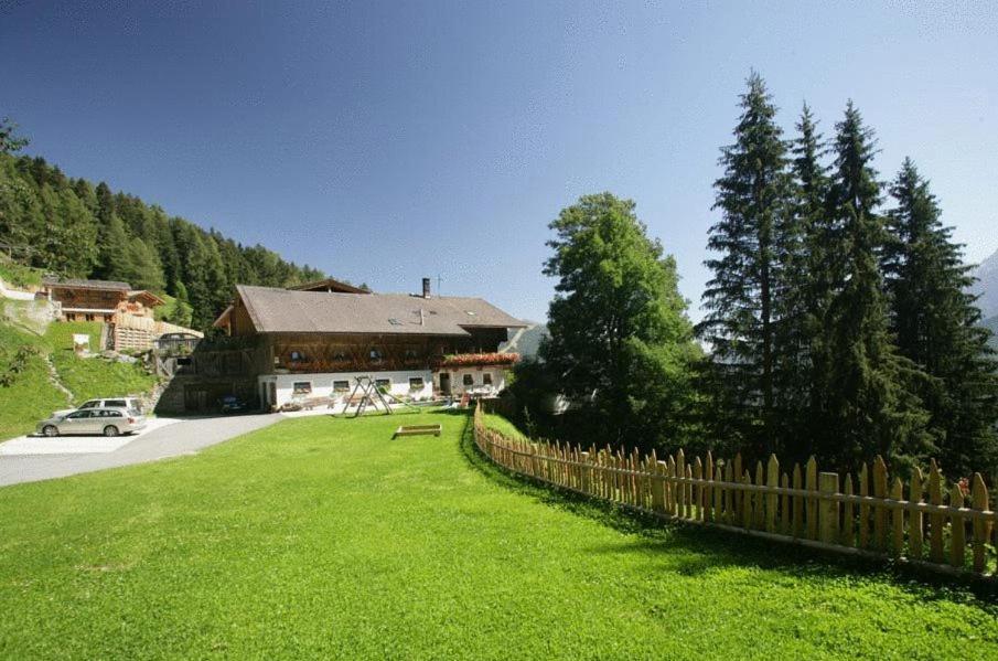 Glinzhof Mountain Natur Resort Agriturismo San Candido Kültér fotó
