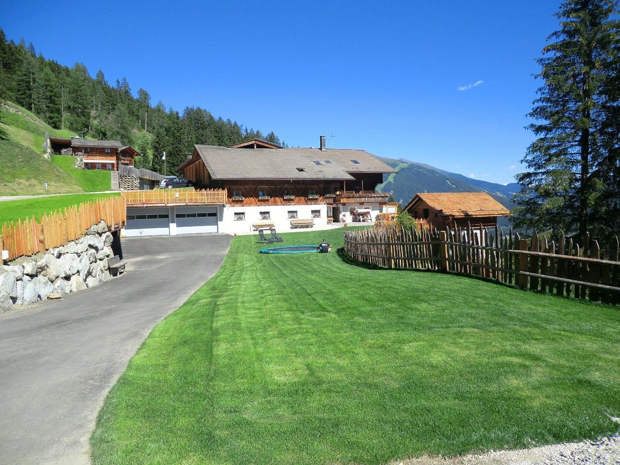 Glinzhof Mountain Natur Resort Agriturismo San Candido Kültér fotó